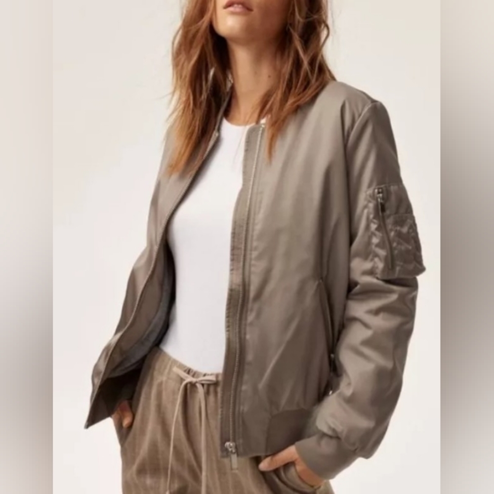 The Group Babaton Aritzia Gilman Bomber Jacket In Modern Taupe Size XS